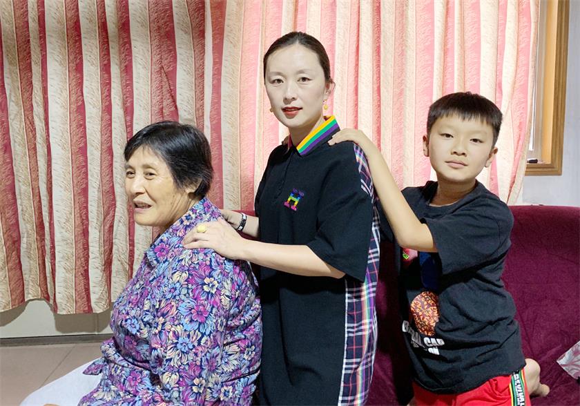 其乐融融-枣庄市青少年宫 李鹏.jpg