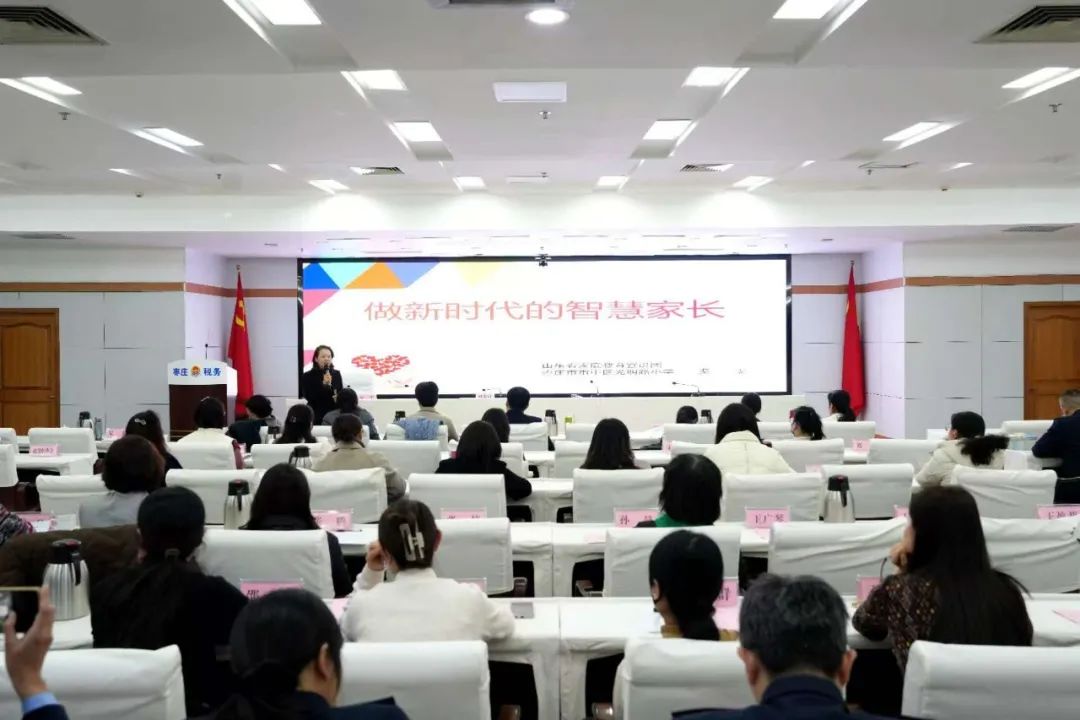 24015105053bcbf969e4e0e4ff8876ca.jpg